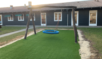 Samarbejde med Børnehuset Bakkebo | Her er der monteret GreenPlay faldunderlag fra HeveaMats